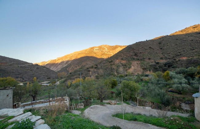 Mountain Getaway in Laroya - Photo 30