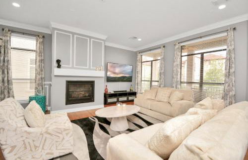 3BR 3Ba Upscale Luxury Home in The Heights - Foto 47