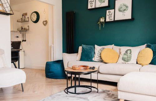 Beautiful 3 Bedroom Home Near Worcester - Photo 18