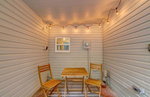 Peaceful Lady Lake Home with Screened-In Porch! - Foto 24