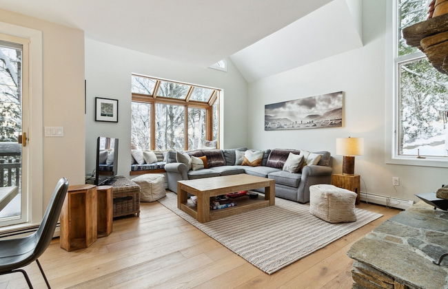Slopeside In Okemo - Beautifully Renovated Spacious Family Townhouse 3 Bedroom Townhouse by RedAwning - Foto 19