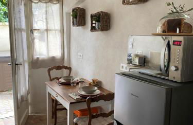 LA PETITE MAISON DE MAUSSANE *** - Foto 19