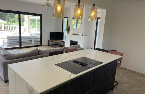 La Gavina - Spacious 5-Bedroom Villa with Private Pool in Javea - Foto 5