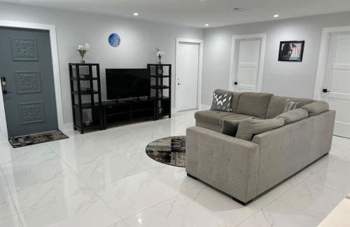 Cozy 2 BR Waterfront home with Heated Pool - Foto 18