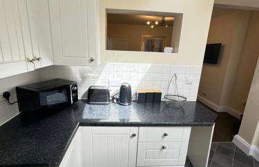 Shine Lodge - Photo 6