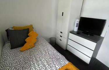 2 Bed Apartment Near Yeovil Hospital & Leonardo - Foto 11