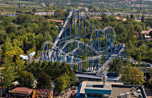 Spacious 3BR with Game Room and Fenced Yard Near Six Flags and Braves - Foto 29