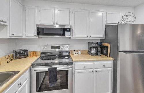 Handsome 2BR Condo with Gorgeous Views in Sugar Mountain! condo - Foto 45