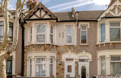 4 Bed House - Sleeps 8 - Garden Pets Wifi - Foto 28