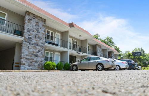 Chic New York Studio with Kitchen - Foto 34