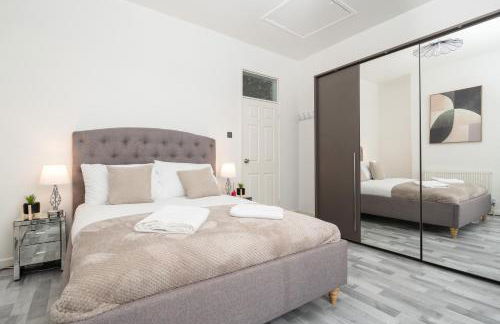 Newly Renovated 4BR House with lots of amenities - Foto 22