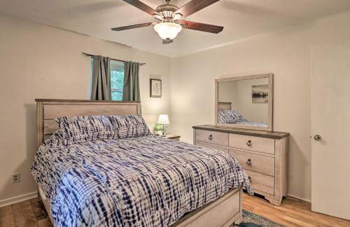 Peaceful Pisgah Forest Cottage with Fire Pit! - Foto 26