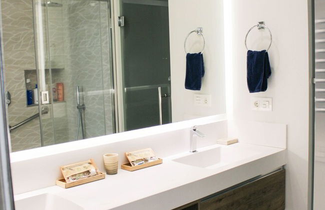 Fantastic Apartment 2 Minutes Walk From The Beach - Photo 11