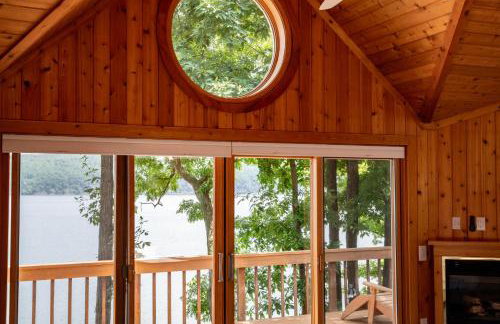 Lake house w/ indr pool and jacuzzi - Foto 13