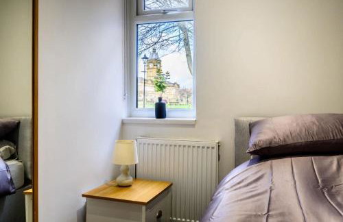 Homely 2 Bed Close to Leeds City Center by 53 Degrees Property, Sleeps 3 - Foto 18
