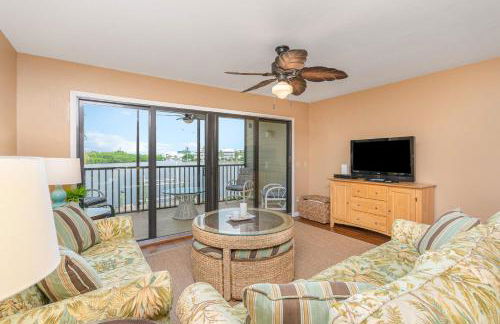 Mermaid Haven at Bocilla - Photo 4