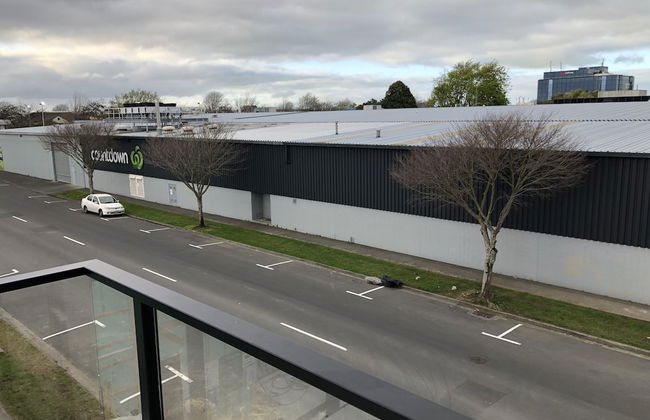 Central Stadium Apartments - Photo 11