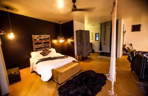 Stunning Lone Pine Accommodation for Romantic Getaways in California - Foto 4