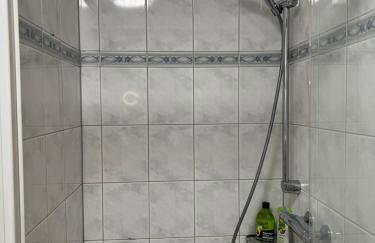 Design-Terrasse-7 Personen-Netflix-Garage-Seenah - Foto 38