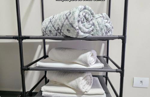 Casa novíssima com piscina ao lado do Centro - Foto 13