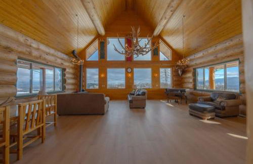 FoxHill Family Lodge Retreat with views from all sides and Hike over a hundred forty acres - Foto 12