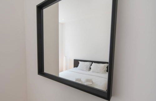 Central Lisbon Flat by Pink St - Photo 18