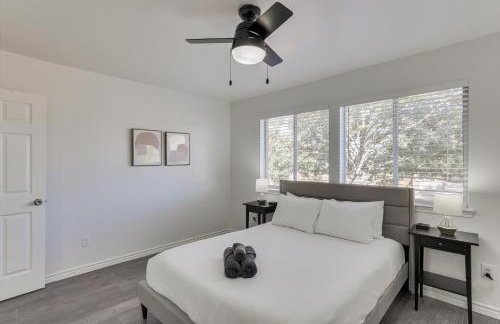 Luxury Holiday Home 5BR Hot Tub, Pool & Beautiful Backyard - Foto 21