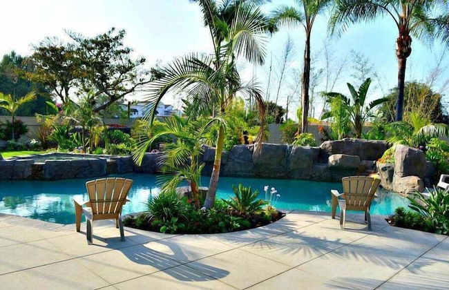 Incredible Estate 5 Bedrooms 3 Bathroom W/resort Style Rock Pool & Jacuzzi - Photo 36