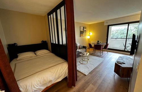 LE MONET studio proche Bordeaux avec balcon wifi & place de parking privé prox tram et Aéroport - Foto 10