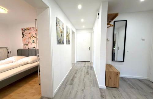 Perfekt für 4-6! Küche Garage S-Bahnhof Flughafen - Foto 12