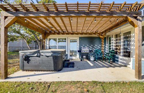 Private Sandy Shore! Possum Kingdom Lake House - Foto 35