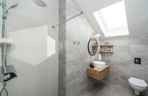 Villa Ani! Traditional and luxurious 4-bedroom villa with heated pool and sea views - Foto 27