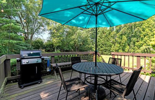 Charming Countryside Home with Yard and Office - Foto 26