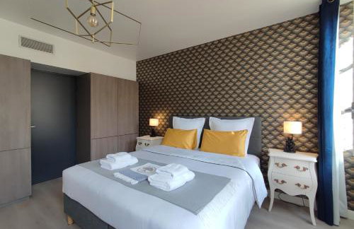 LE MARQUIS - T3 Standing 100m2 250 mètres du Port - Foto 6