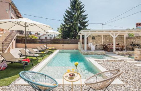 Cozy Home In Peresiji - Foto 11