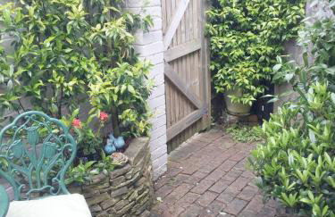 The Lodge - Luxury Lodge with Super King Size Bed, Kitchen & Shower Room - Foto 18