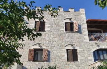 Atha-Tina:Traditional Stone Homes - Foto 1