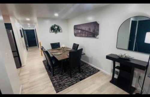 Cozy Home 3BR-2Bath near EWR NYC DreamMall MetLife - Foto 31