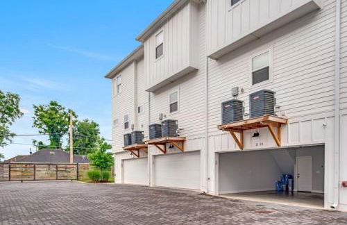 STAR Retreat Townhome with Garage 3 miles to Downtown - Foto 58