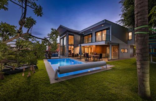 Pool, sun and sea View - Villa das Quebradas - Foto 2