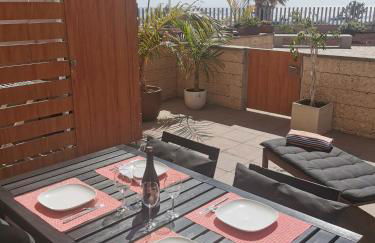 Modern sea view duplex with parking and aircon - Foto 1