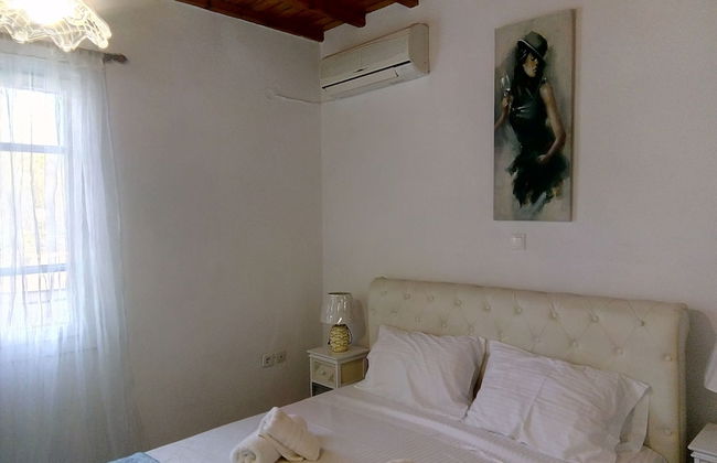 Mykonian 1BR Apartment - Ornos Beach - Photo 2
