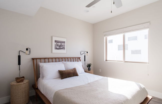 Skyline By Avantstay Modern Beach Retreat w/ Spacious Patio & Rooftop Views - Photo 5