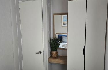 Modern Caravan - Park Dean-Camber Sands - sleeps 6- ENTERTAINMENT PASSES NOT INCLUDED - Foto 6