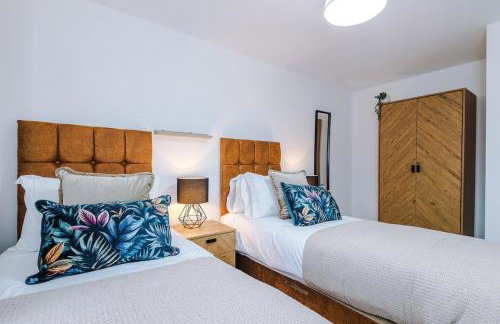 NEW! Presented by LTJ Prime Key Properties, Driveway Parking, Free WiFi - Foto 4