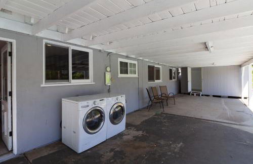 4 Bedroom West Hills Charmer with Pool - Foto 29