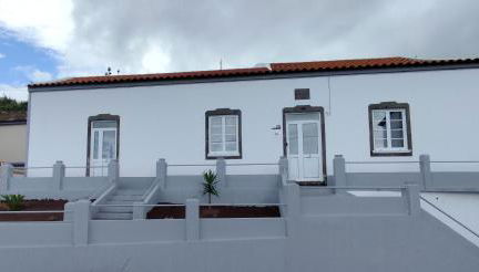 Azure Vista Lodge - Photo 5