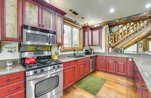 Weber River Cabin in Oakley with Private Hot Tub! - Foto 8