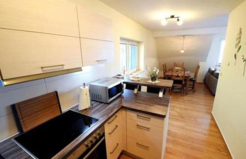 Apartment Charmante Ferienwohnung in Neukloster mit Terrasse by Interhome - Foto 16