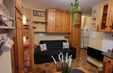 ViviFoppolo - Photo 9